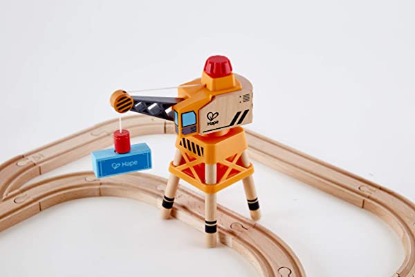 HAPE International- Set Passaggio a Livello e Gru, Multicolore, E3732 - immagine 5